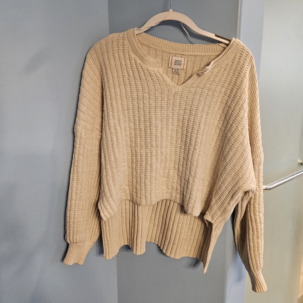 BDG cropped sweater size xs-s